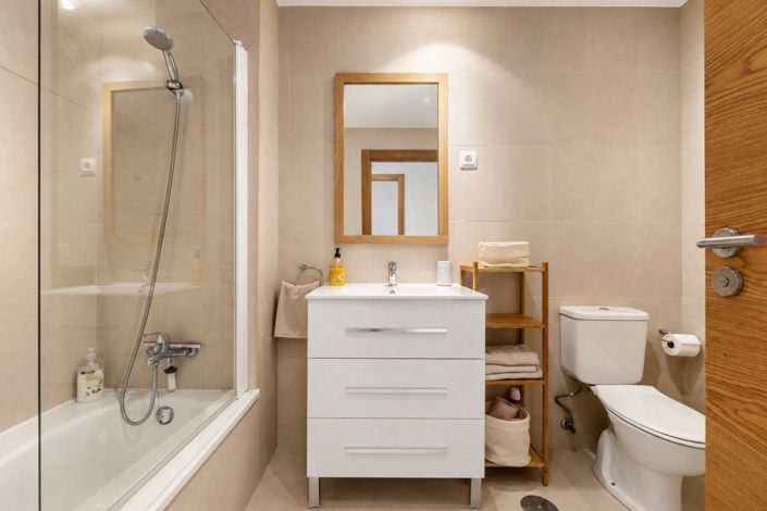 Image No.11-2 Bed Apartment for sale