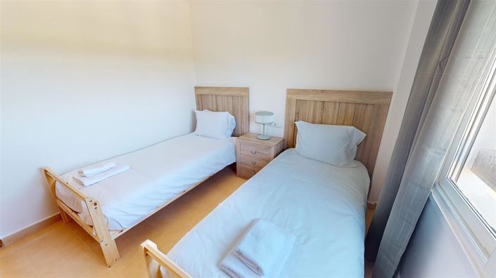 Image No.12-2 Bed Apartment for sale