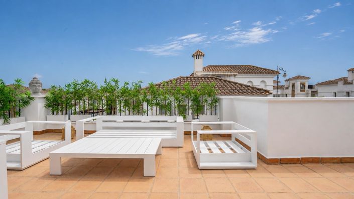 Image No.16-2 Bed Villa for sale