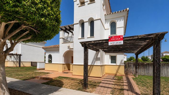 Image No.20-3 Bed Villa for sale