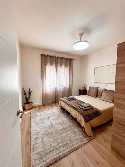 Image No.10-3 Bed Apartment for sale