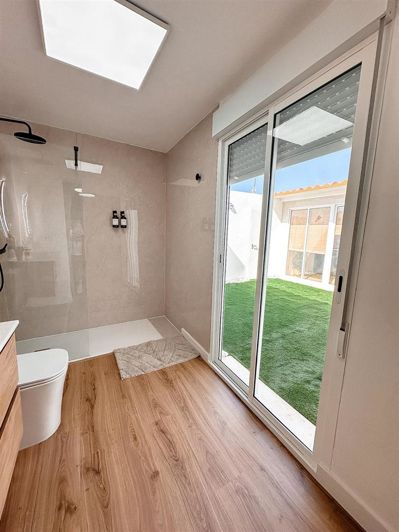 Image No.9-3 Bed Apartment for sale