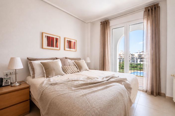 Image No.12-2 Bed Apartment for sale