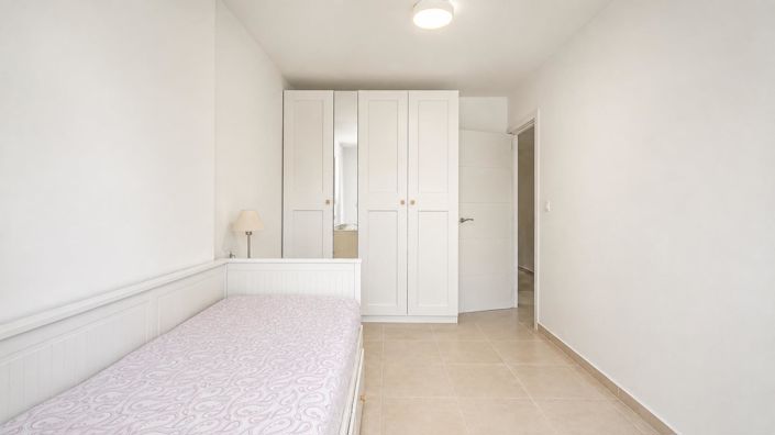 Image No.13-3 Bed Apartment for sale