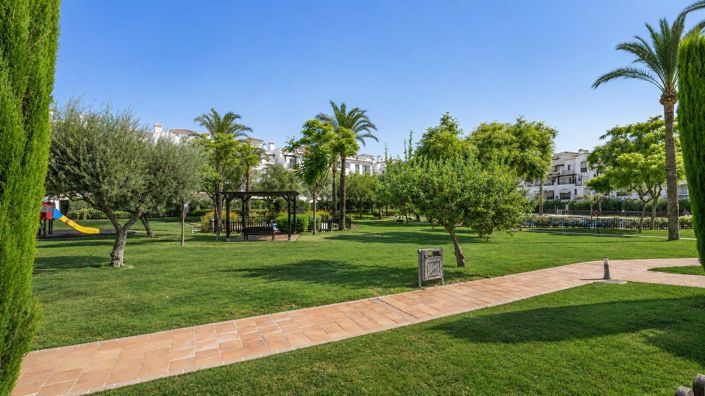 Image No.20-3 Bed Apartment for sale