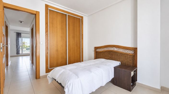 Image No.12-2 Bed Apartment for sale
