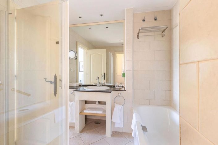 Image No.9-3 Bed Apartment for sale