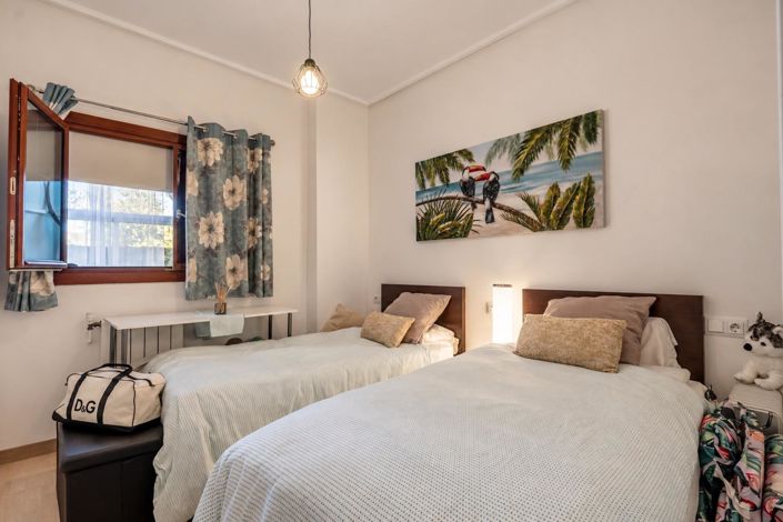 Image No.9-2 Bed Apartment for sale