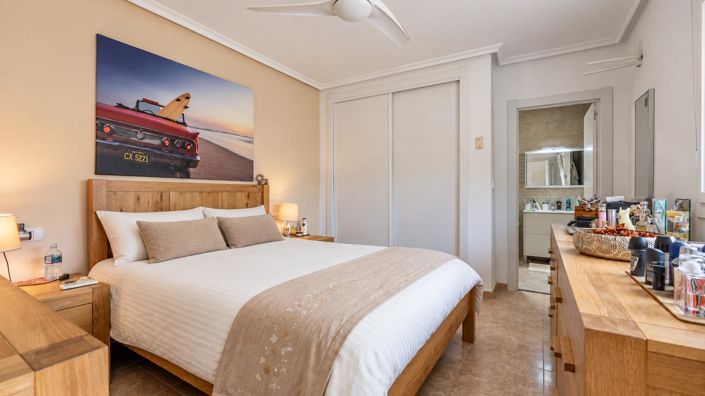 Image No.22-4 Bed Villa for sale