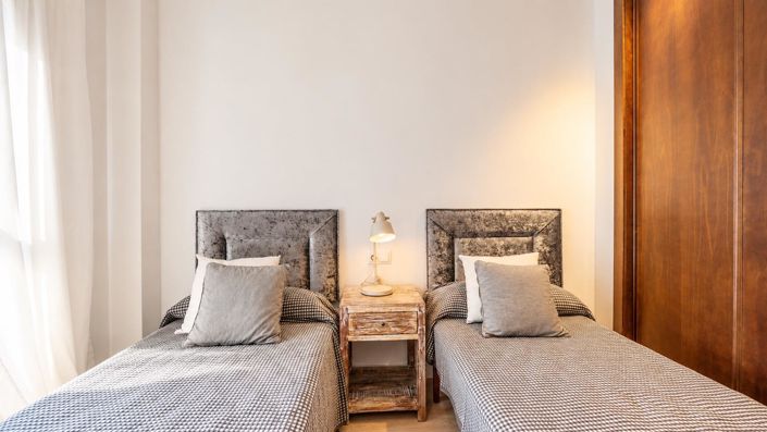 Image No.14-2 Bed Apartment for sale