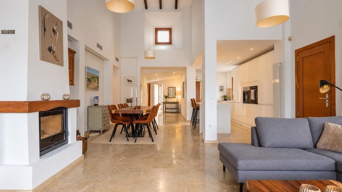 Image No.17-4 Bed Villa for sale