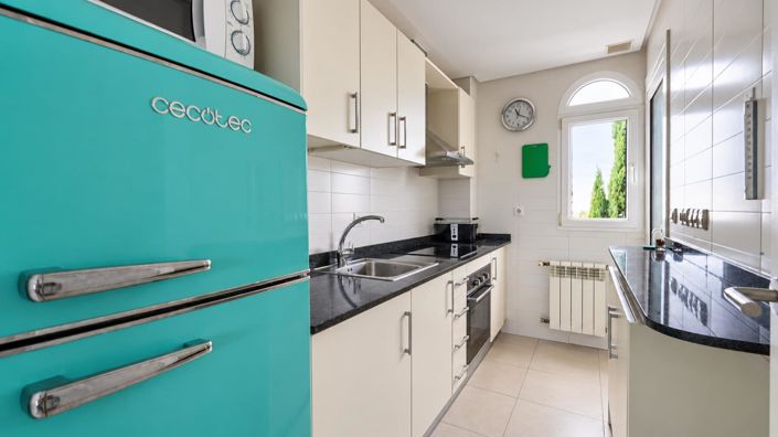 Image No.6-2 Bed Apartment for sale