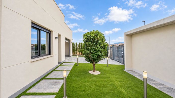 Image No.30-4 Bed Villa for sale