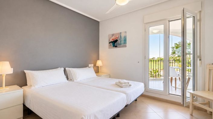 Image No.5-2 Bed Apartment for sale