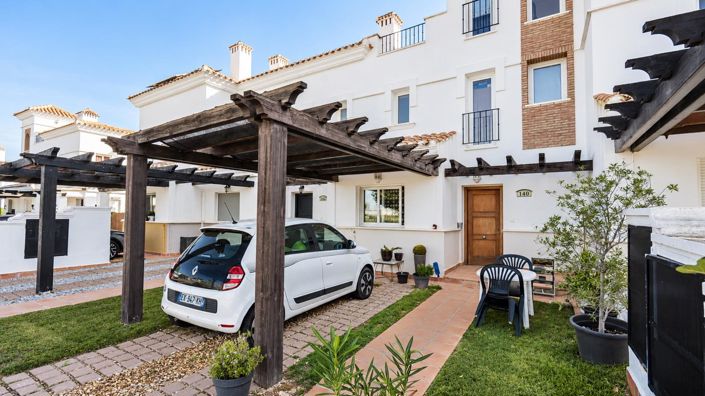 Image No.10-2 Bed Townhouse for sale