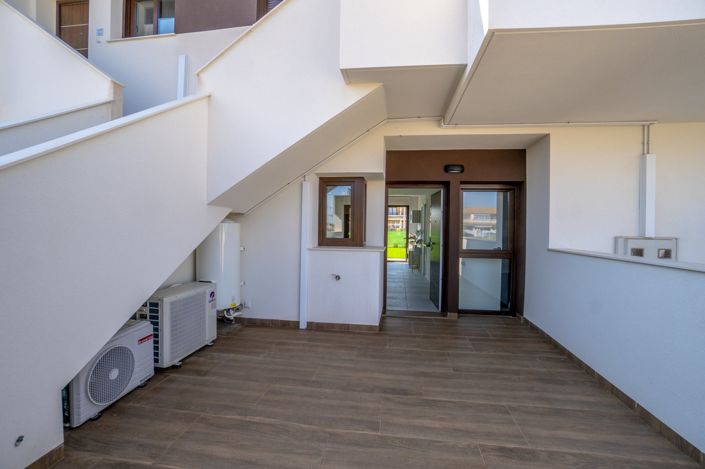 Image No.24-2 Bed Apartment for sale