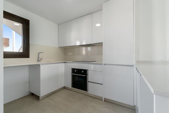 Image No.8-2 Bed Apartment for sale