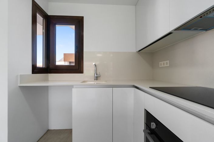 Image No.9-2 Bed Apartment for sale