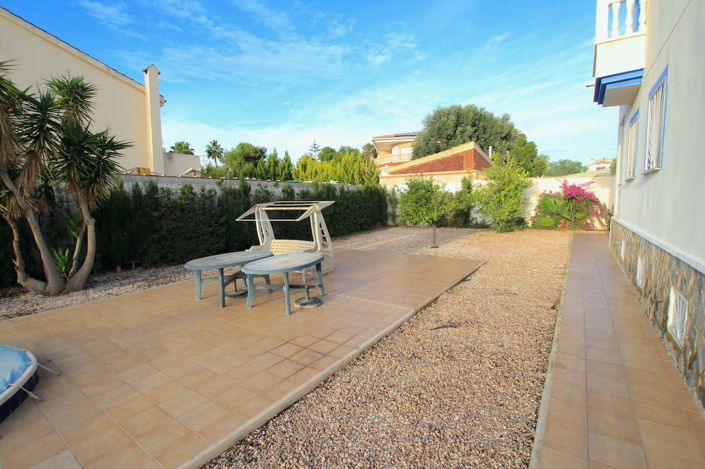 Image No.10-4 Bed Villa for sale