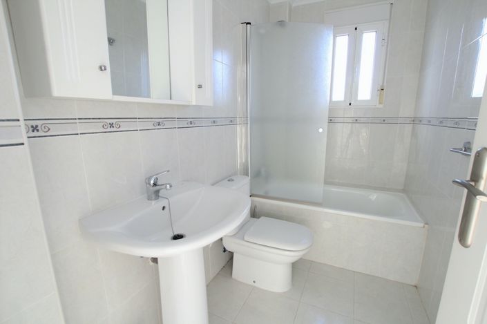 Image No.26-4 Bed Villa for sale