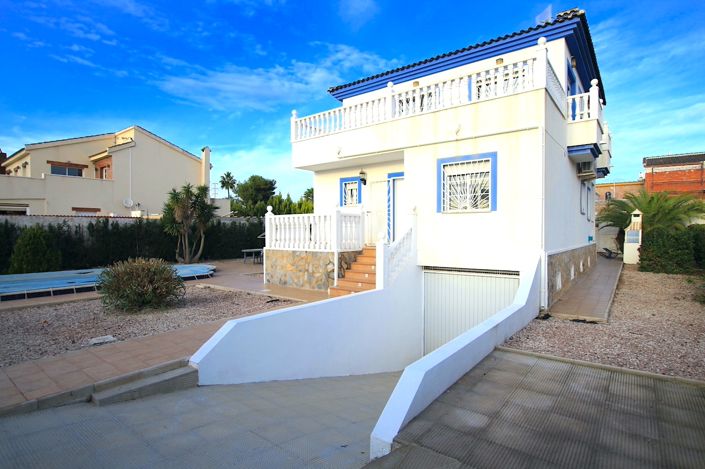 Image No.5-4 Bed Villa for sale