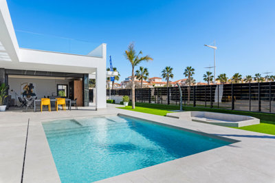 48074uniquedetached34bedroomvillasonlafincago