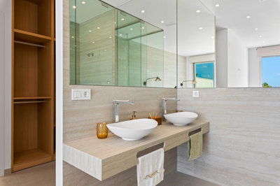48231beautifulthreebedroomtwobathroomvillasin
