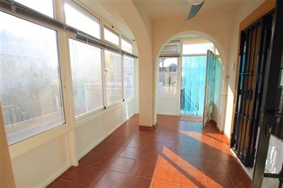 48307spacious5bed4bathdictatedvillawithprivat