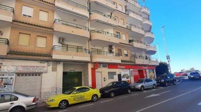 484232bedcoastalapartmentwalkingdistancetothe