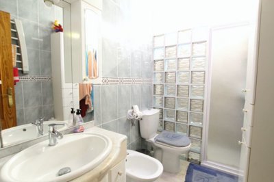 47875aspacious3bedroomfamilyhomewithafullsize