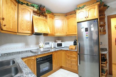 47875aspacious3bedroomfamilyhomewithafullsize