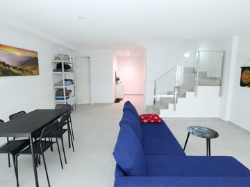 48509contemporary4bedroomvillainacharmingvill