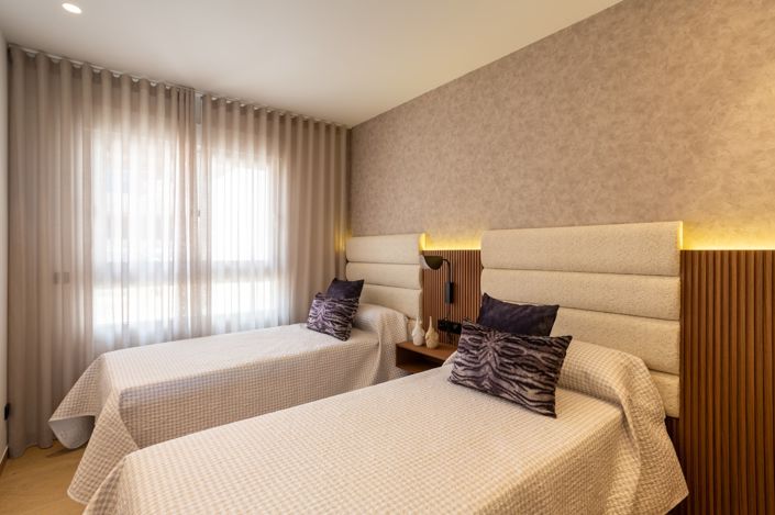 Image No.8-2 Bed Apartment for sale