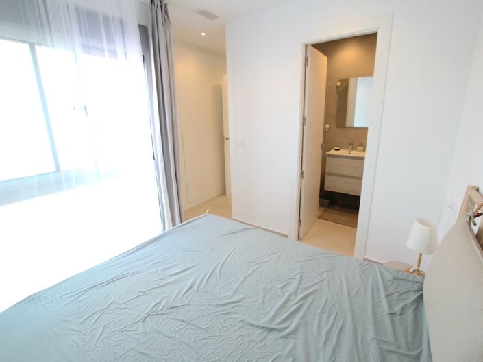 Image No.25-3 Bed Villa for sale