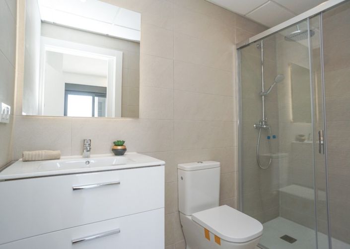 Image No.14-3 Bed Apartment for sale
