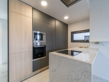 48619contemporary2bedroomapartmentinresamanec