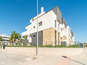 48619contemporary2bedroomapartmentinresamanec
