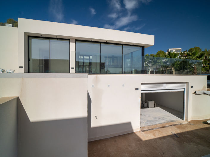 Image No.12-3 Bed Villa for sale