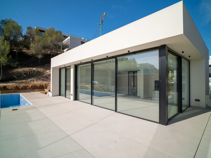 Image No.13-3 Bed Villa for sale