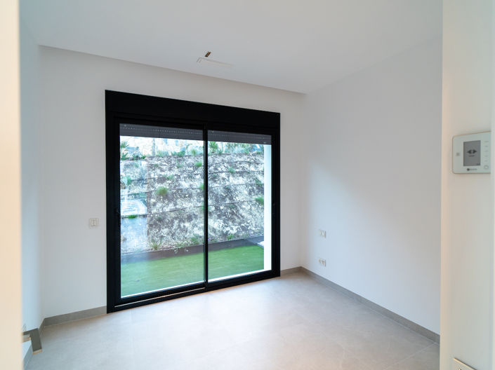 Image No.7-3 Bed Villa for sale