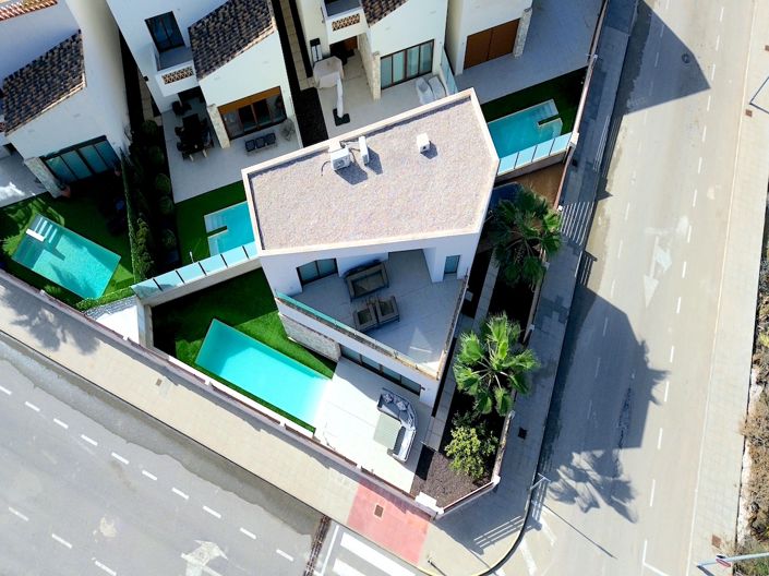 Image No.5-3 Bed Villa for sale