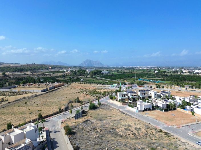 Image No.7-3 Bed Villa for sale