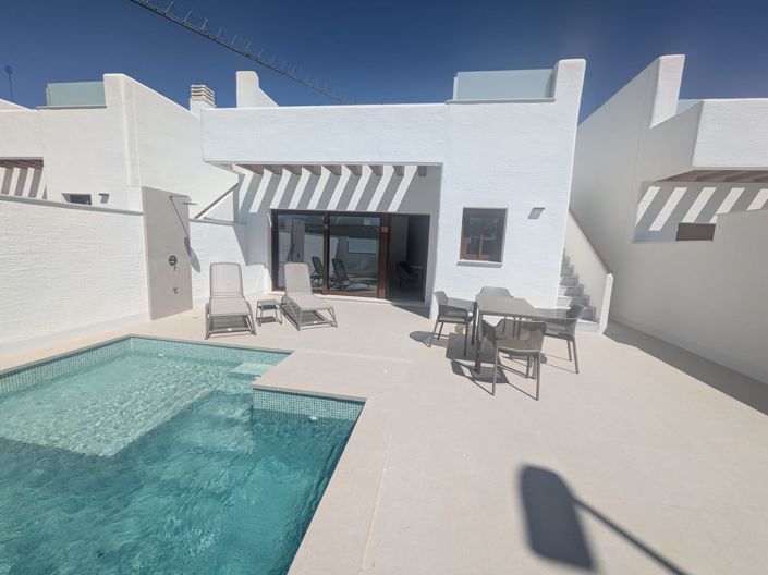 Image No.2-2 Bed Villa for sale