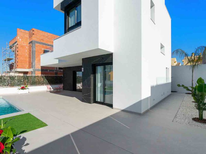 Image No.7-3 Bed Villa for sale