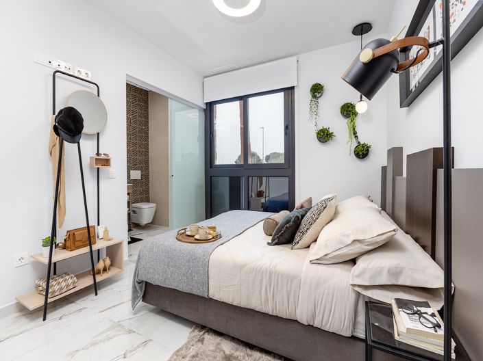 Image No.20-2 Bed Apartment for sale