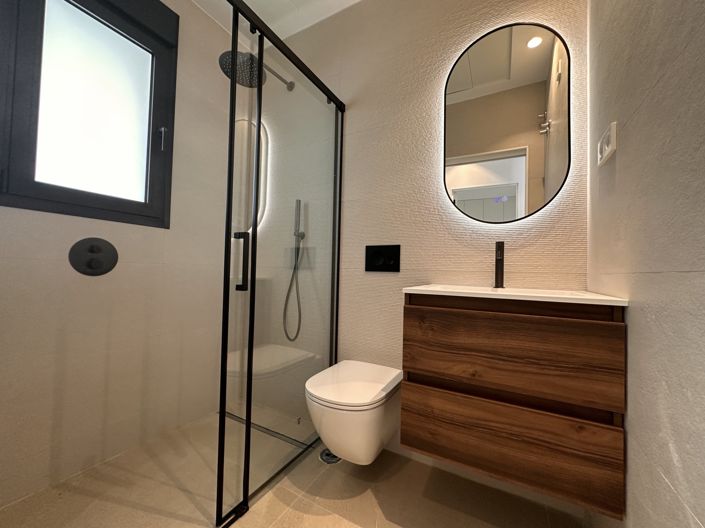 Image No.7-2 Bed Apartment for sale