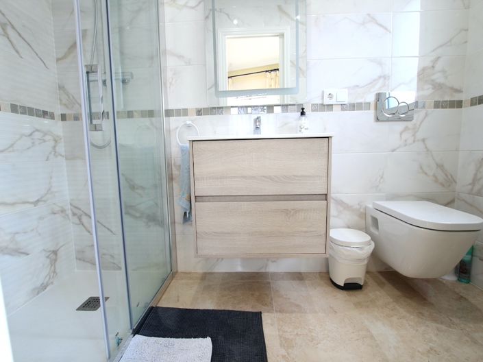 Image No.30-5 Bed Villa for sale