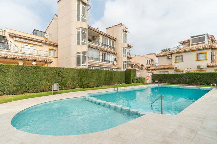 Image No.1-2 Bed Apartment for sale