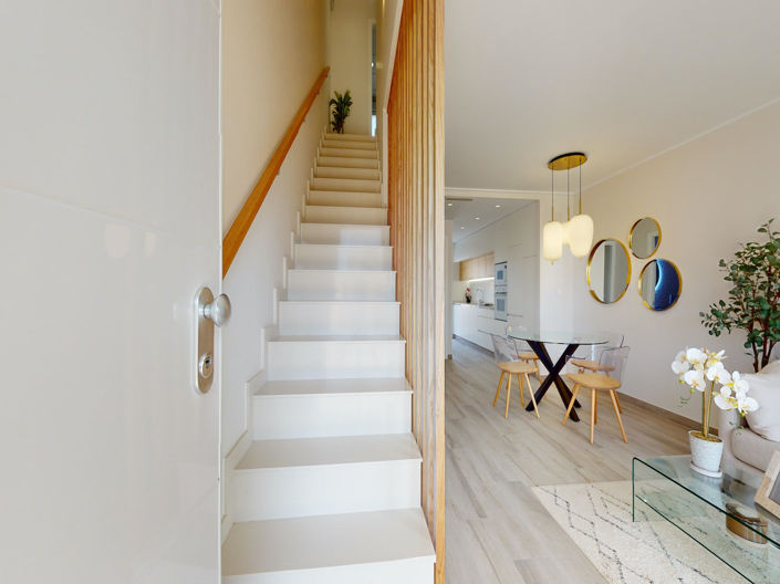 Image No.10-3 Bed Townhouse for sale