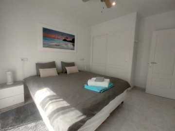 48866large3bedroomdetachedvillawithprivatepoo
